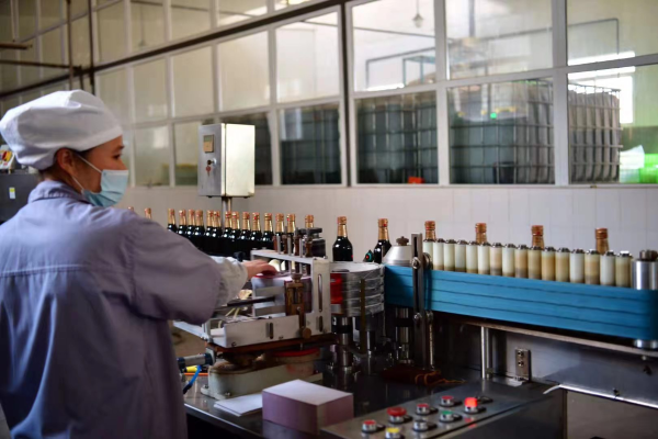 探访拓东酱油老厂寻宝69发现300年前永香斋创园酱缸